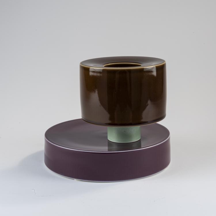 Bild 2 zu Objekt, 'Tseui' vase object, 1994, Ettore Sottsass, S&egrave;vres, Manufacture Nationale de, 170A 255