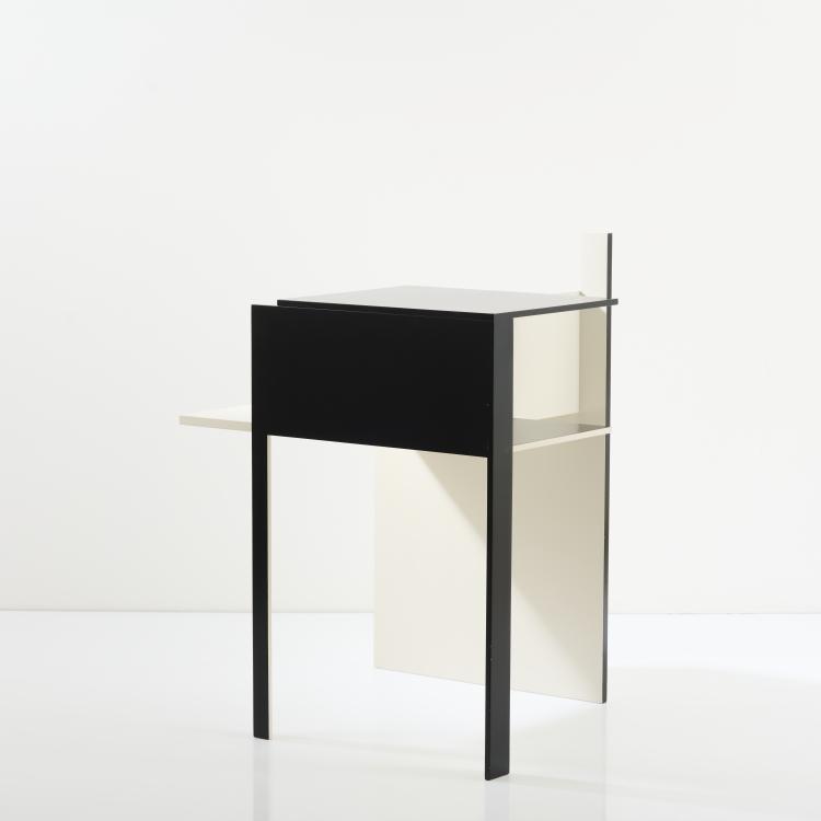 Hauptbild zu Objekt, Beistelltisch 'De Stijl', 1922, Eileen Gray, ClassiCon, M&uuml;nchen, 170B 467