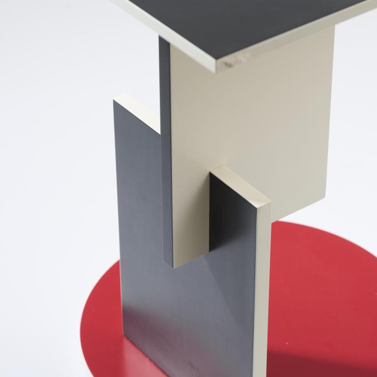 Bild 9 zu Objekt, Beistelltisch 'Divan table', 1923, Gerrit Rietveld, Cassina, Mailand, 170B 443