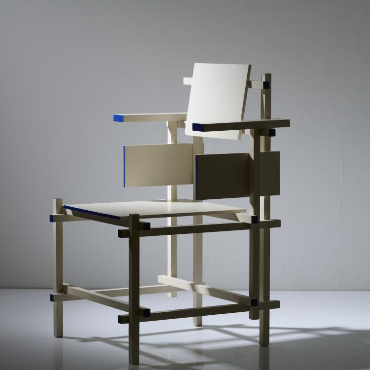 Hauptbild zu Objekt, Stuhl 'Hogestoel', um 1918, Gerrit Rietveld, Cassina, Mailand (zugeschrieben/attr.), 170B 442