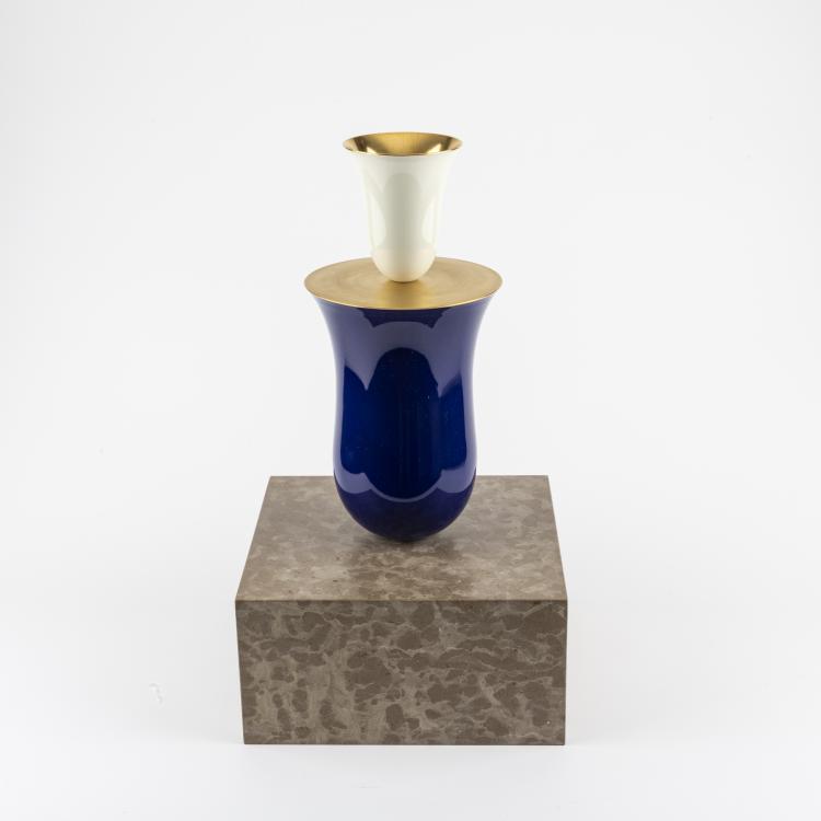 Hauptbild zu Objekt, Vasenobjekt 'Laure', 1994, Ettore Sottsass, S&egrave;vres, Manufacture Nationale de, 170A 249