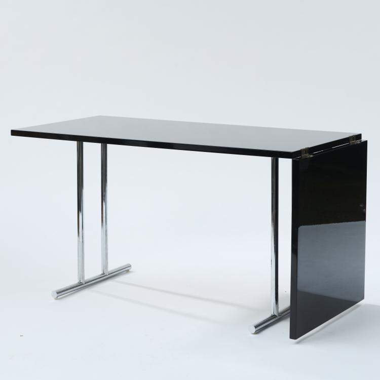 Bild 1 zu Objekt, Ausklappbarer Tisch 'Lou Perou', 1926, Eileen Gray, ClassiCon, M&uuml;nchen, 170B 470