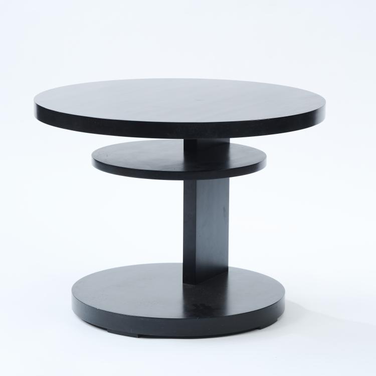 Bild 3 zu Objekt, Beistelltisch, um 1930, Eckart Muthesius, Vereinigte Werkst&auml;tte, M&uuml;nchen; ClassiCon, M&uuml;nchen, 170B 477