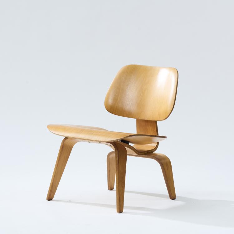Bild 4 zu Objekt, Sessel 'LCW' und Tisch 'OTW', 1945/46, Charles Eames,Ray Eames, Vitra Design, Weil am Rhein; Miller, Hermann; Zeeland, 170B 355