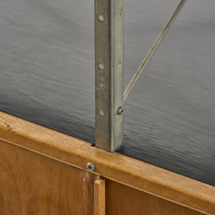 Bild 8 zu Objekt, 'ESU 200' sideboard, 1950, Charles Eames,Ray Eames, Miller, Herman, Zeeland, MI, 170B 356