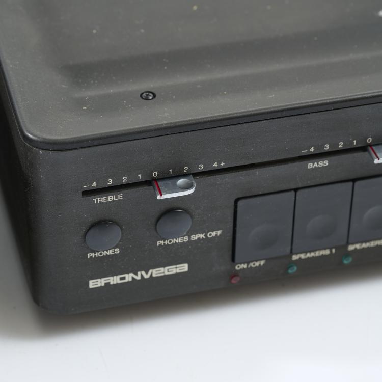 Bild 4 zu Objekt, Plattenspieler 'gd 166',  Verst&auml;rker 'concetto 1010', 1978, Marco Zanuso, Brionvega, Mailand; Thorens, Sainte-Croix, 170A 207