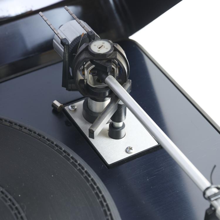 Bild 6 zu Objekt, Plattenspieler 'gd 166',  Verst&auml;rker 'concetto 1010', 1978, Marco Zanuso, Brionvega, Mailand; Thorens, Sainte-Croix, 170A 207