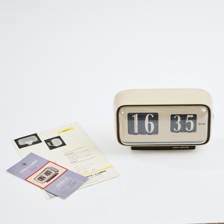 Bild 1 zu Objekt, 'Cifra 5' table clock, 1955, Gino Valle, Solari & C., Udine, 170A 195