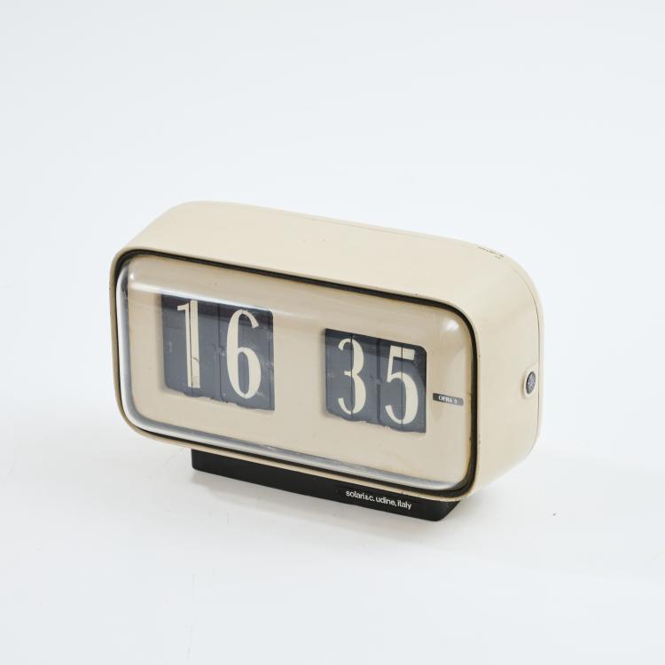Bild 2 zu Objekt, 'Cifra 5' table clock, 1955, Gino Valle, Solari & C., Udine, 170A 195