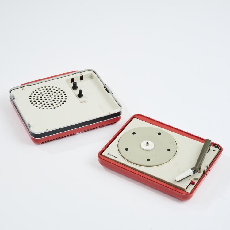 Hauptbild zu Objekt, Plattenspieler mit separatem Lautsprecher 'FV 1014', 1964, Marco Zanuso, Brionvega, Mailand, 170A 201