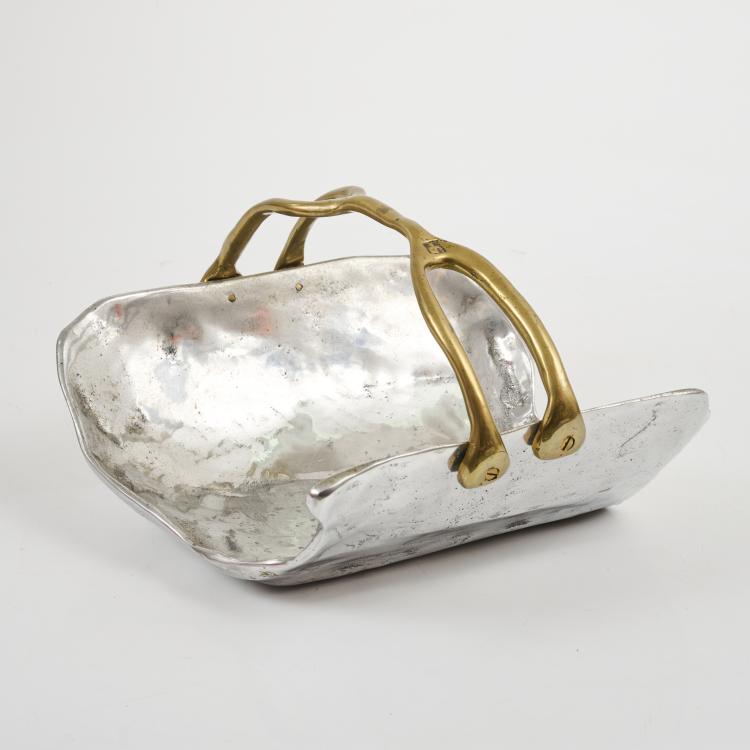 Bild 6 zu Objekt, Magazine rack, 1980, David Marshall, 170B 350