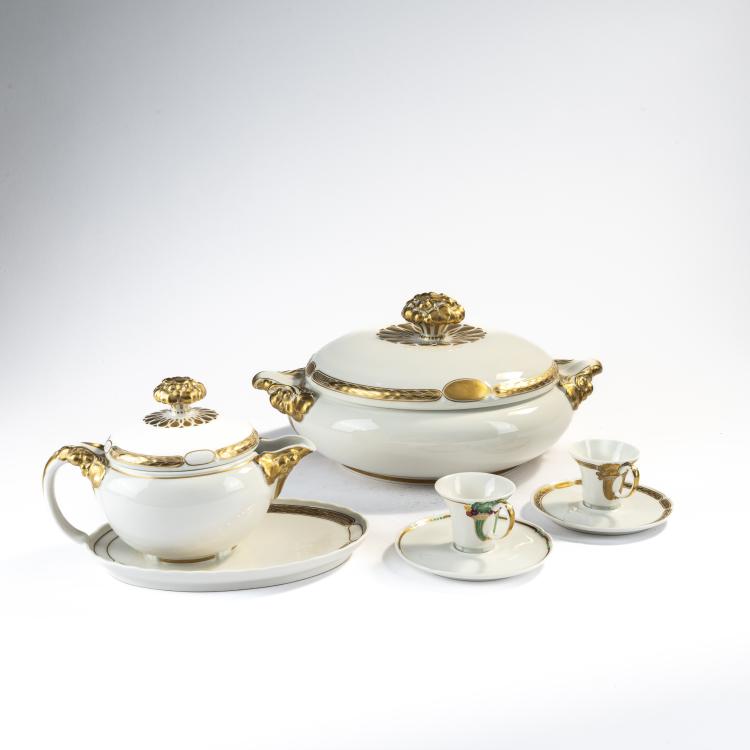 Bild 1 zu Objekt, Terrine, Sauciere und zwei Mokkatassen 'Ceres', 1912, Theodor Schmuz-Baudiss, Berlin, KPM, 171B 355