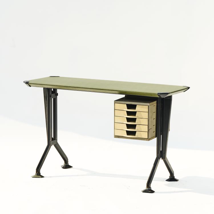 Bild 1 zu Objekt, Schreibmaschinentisch 'Arco', 1963, Gian Luigi Banfi,Ludovico Barbiano di Belgiojoso,Enrico Peressutti,Ernesto Nathan Rogers, Olivetti, Ivrea, 170A 52