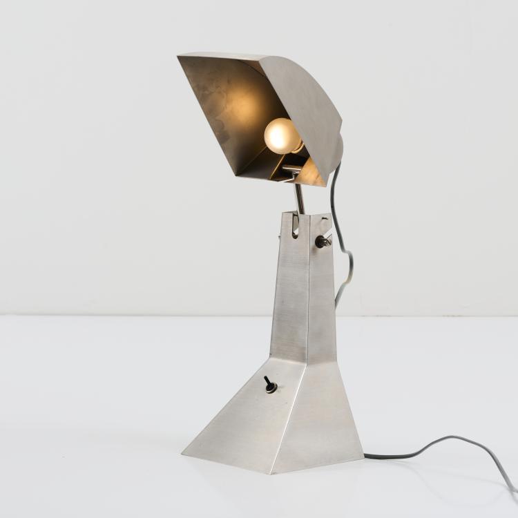 Bild 4 zu Objekt, Tischleuchte 'E63 - Robot', 1969, Umberto Riva, Bieffeplast, Padua, 170A 100