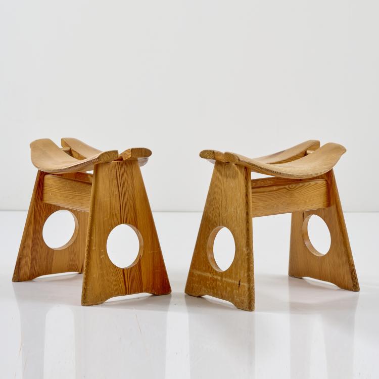 Hauptbild zu Objekt, Two stools, c. 1970, Gilbert Marklund, Furusnickarn AB, Schweden, 170B 431