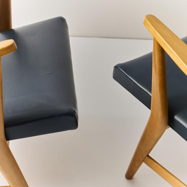 Bild 4 zu Objekt, Zwei Armlehnsessel, 1950er Jahre, Italien, 170A 18