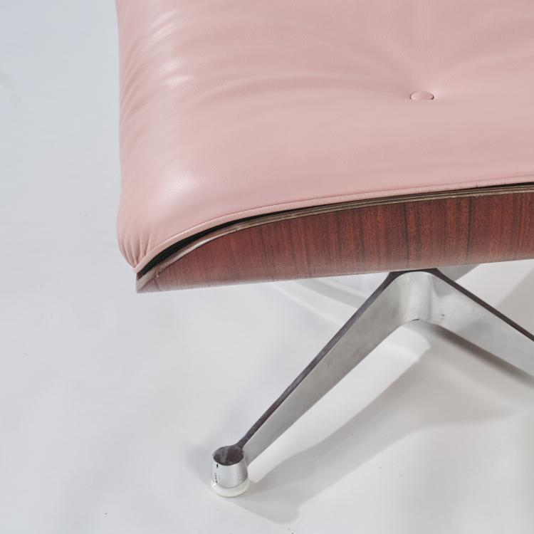 Bild 10 zu Objekt, Armlehnsessel '670' mit Ottoman '671', 1956, Charles Eames,Ray Eames, ICF, Italien f&uuml;r Herman Miller, Zeeland, 170B 363