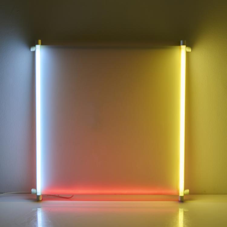 Bild 1 zu Objekt, Leuchtobjekt 'Outline', 1985, Aldo van den Nieuwelaar, Nila Lights, Tilburg, 170B 448
