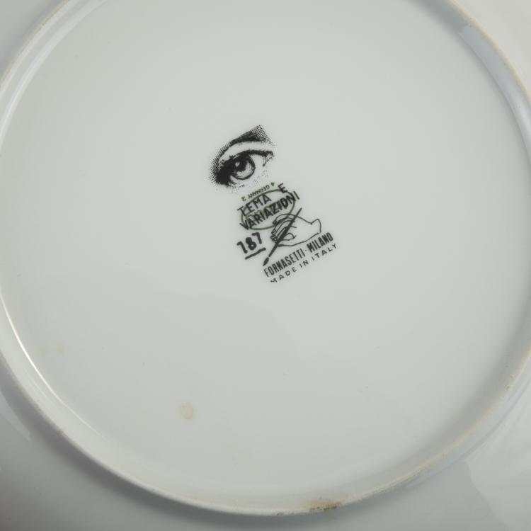 Bild 2 zu Objekt, 15 plates from the 'Tema e variazioni' series, 1950s - 2000s, Piero Fornasetti, Fornasetti, Mailand, 170A 111