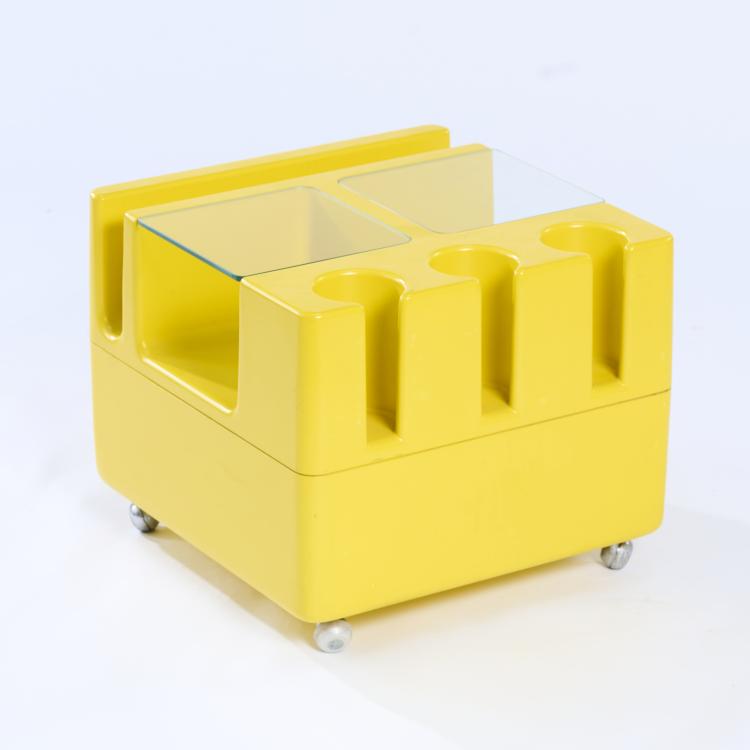 Hauptbild zu Objekt, Beistelltisch / Barwagen, 1970/71, Peter Ghyczy, Horn Collection, Deutschland, 170B 311