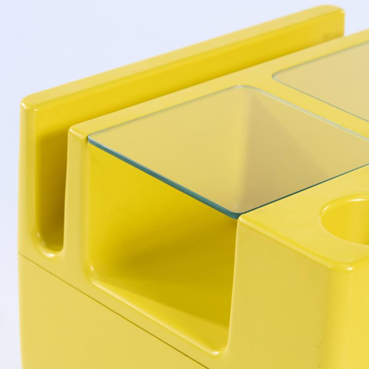 Bild 3 zu Objekt, Beistelltisch / Barwagen, 1970/71, Peter Ghyczy, Horn Collection, Deutschland, 170B 311