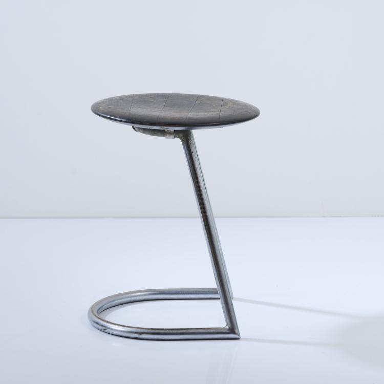 Bild 1 zu Objekt, Hocker, 1930er Jahre, Hohenloher Schulm&ouml;bel, &Ouml;hringen, 170B 285