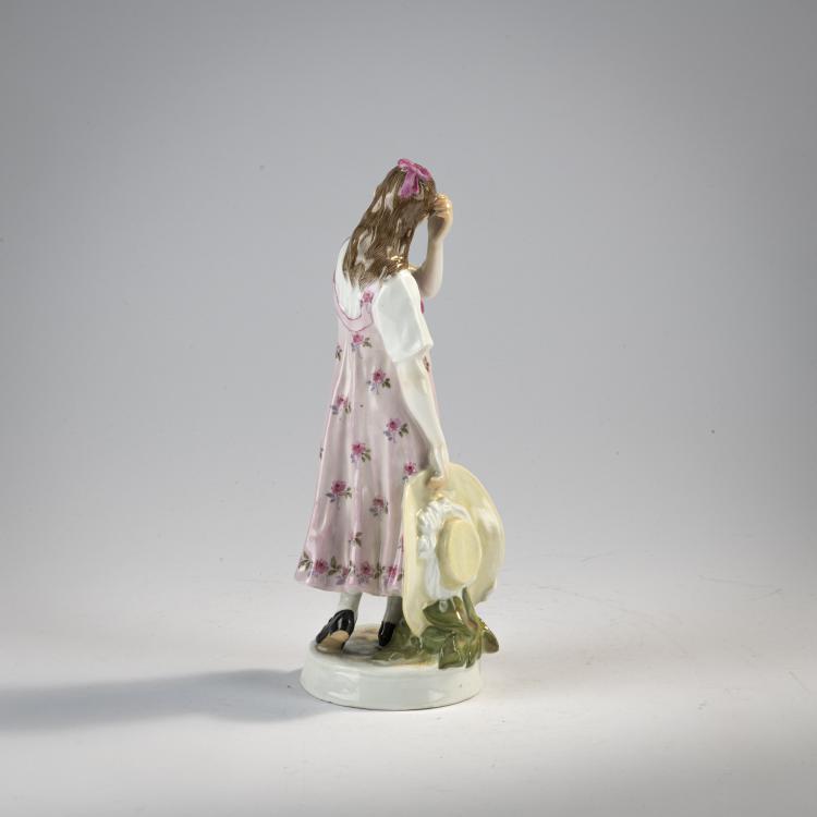 Bild 2 zu Objekt, 'Girl with Straw Hat', 1905-10, Karl Theodor Eichler, Meissen, KPM, 171C 532