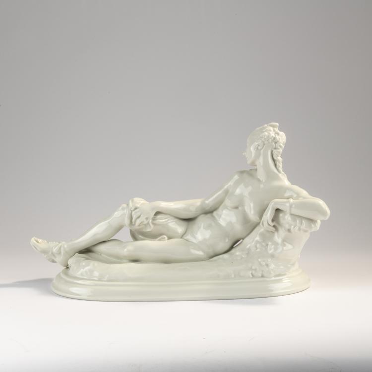 Bild 1 zu Objekt, 'Resting', 1918, Paul Scheurich, Berlin, KPM, 171C 495