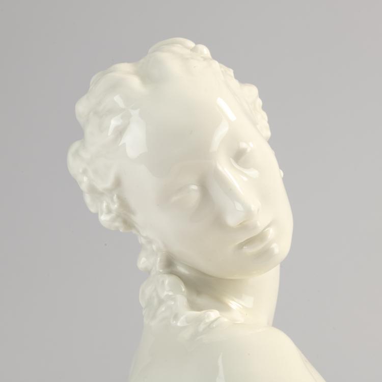 Bild 4 zu Objekt, 'Resting', 1918, Paul Scheurich, Berlin, KPM, 171C 495