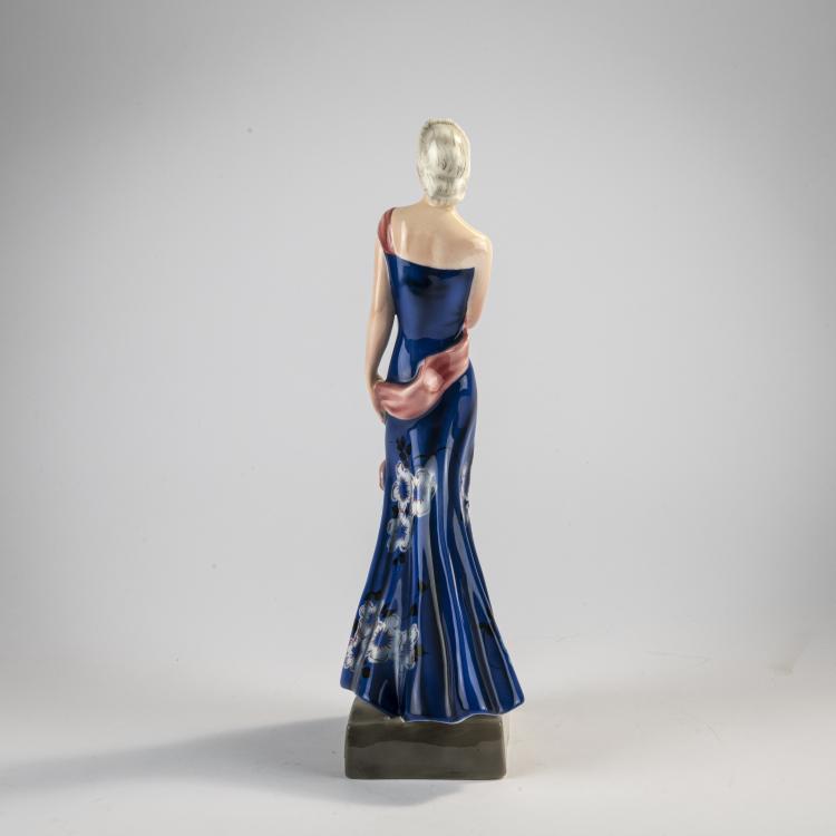 Bild 2 zu Objekt, 'Striding slim Lady', 1940, Goldscheider, Wien, 171C 604