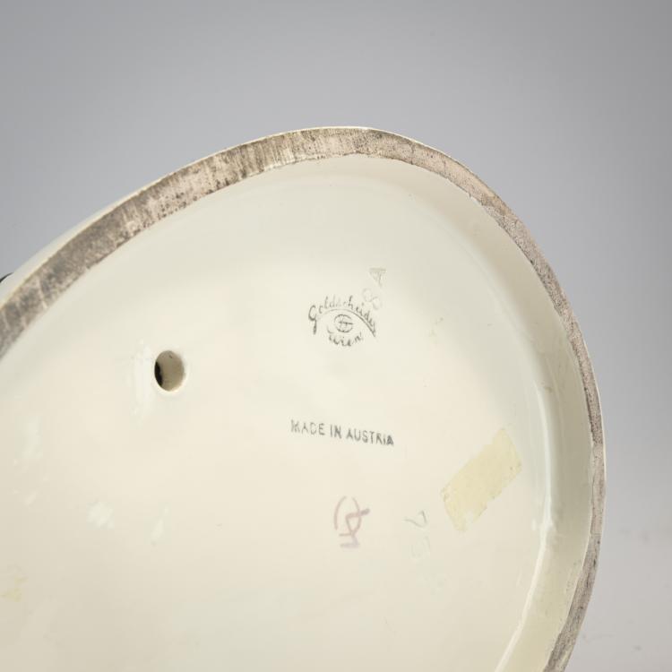 Bild 5 zu Objekt, 'Spaniard', c. 1936, Claire Herczeg-Weiss, Goldscheider, Wien, 171C 599