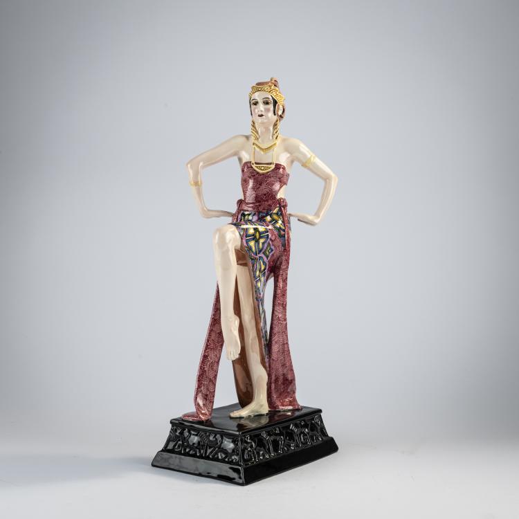 Hauptbild zu Objekt, 'Egyptian Temple Dancer', 1921, Goldscheider, Wien, 171C 567