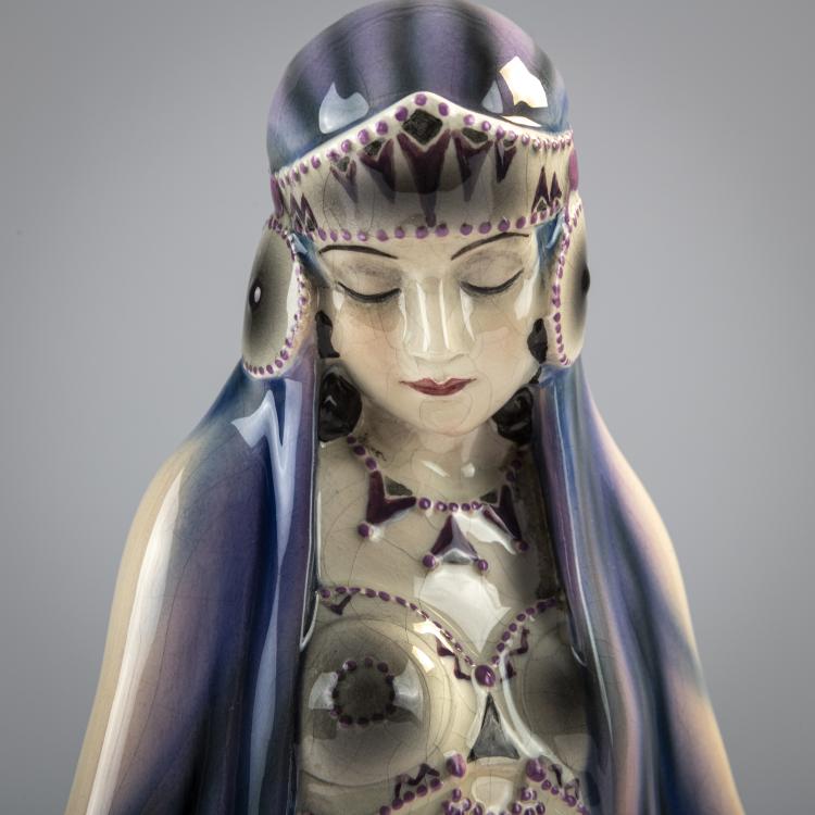 Bild 5 zu Objekt, Lampenfu&szlig; 'Stehende Haremst&auml;nzerin', um 1929, Josef Lorenzl, Goldscheider, Wien, 171C 591