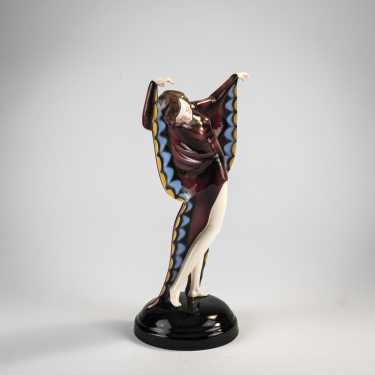 Bild 1 zu Objekt, 'T&auml;nzerin im Schmetterlingskost&uuml;m (sich drehend)', um 1929, Josef Lorenzl, Goldscheider, Wien, 171C 592