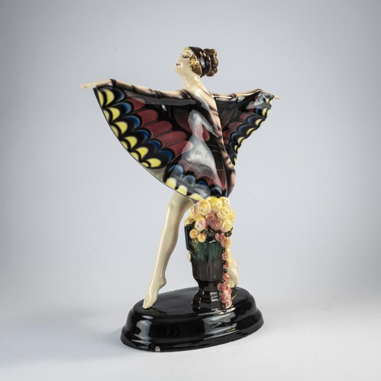 Bild 3 zu Objekt, 'T&auml;nzerin im Schmetterlingskost&uuml;m', 1924/25, Josef Lorenzl, Goldscheider, Wien, 171C 574