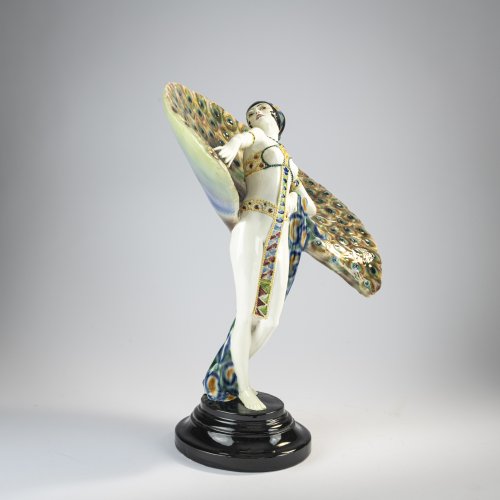 Große 'Tänzerin in Pfauenkostüm', 1924/25