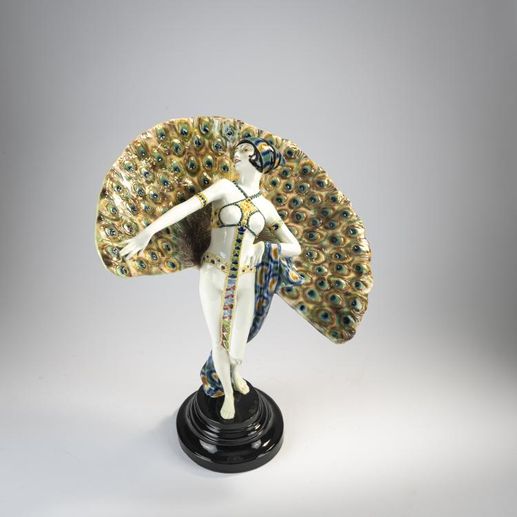 Bild 6 zu Objekt, Tall 'Dancer in Peacock Costume', 1924/25, Paul Philippe, Goldscheider, Wien, 171C 575