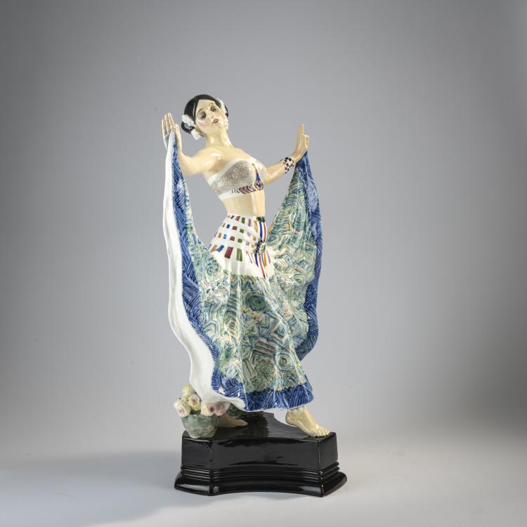 Bild 1 zu Objekt, Tall figure 'Ruth', 1911/12, Albert Dominique Ros&eacute;, Goldscheider, Wien, 171C 563