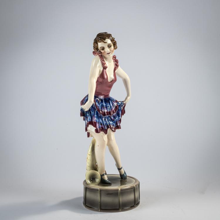 Bild 1 zu Objekt, 'Posing Vaudeville Artist', c. 1926, Josef Lorenzl, Goldscheider, Wien, 171C 579