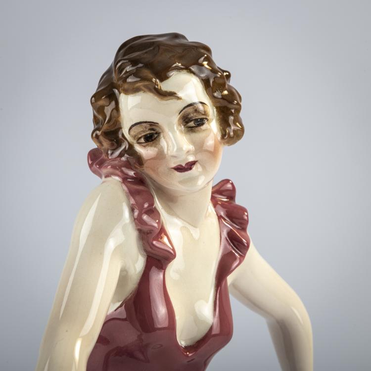 Bild 2 zu Objekt, 'Posing Vaudeville Artist', c. 1926, Josef Lorenzl, Goldscheider, Wien, 171C 579