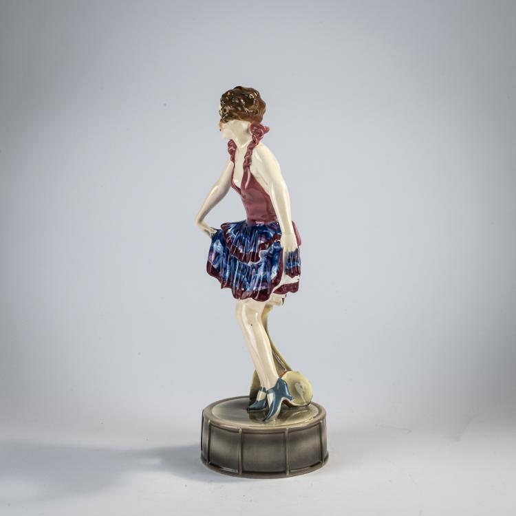 Bild 4 zu Objekt, 'Posing Vaudeville Artist', c. 1926, Josef Lorenzl, Goldscheider, Wien, 171C 579