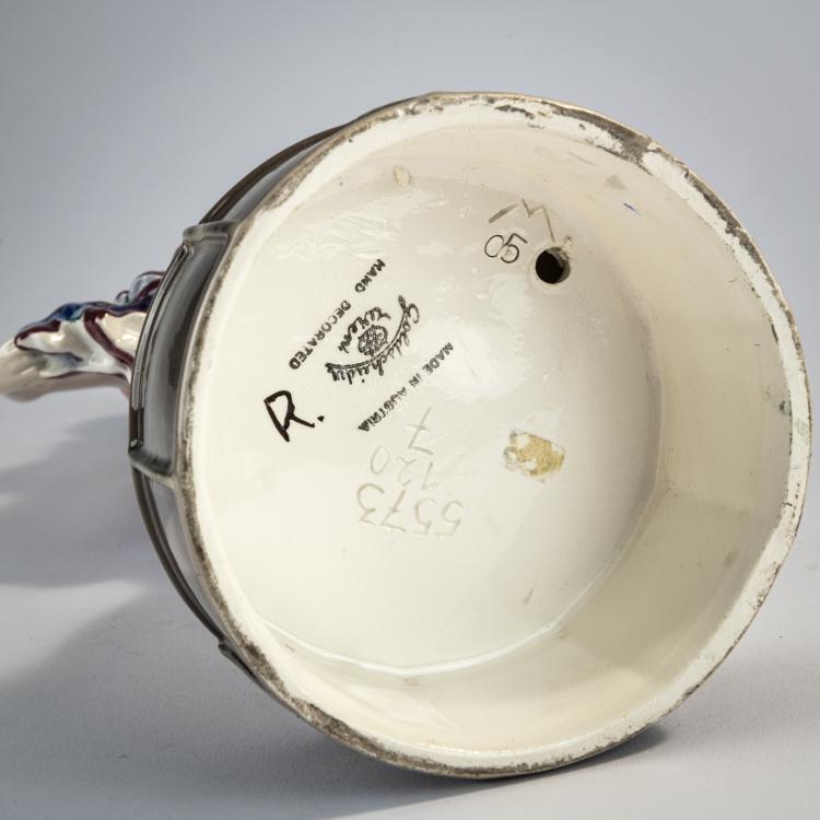 Bild 5 zu Objekt, 'Posing Vaudeville Artist', c. 1926, Josef Lorenzl, Goldscheider, Wien, 171C 579