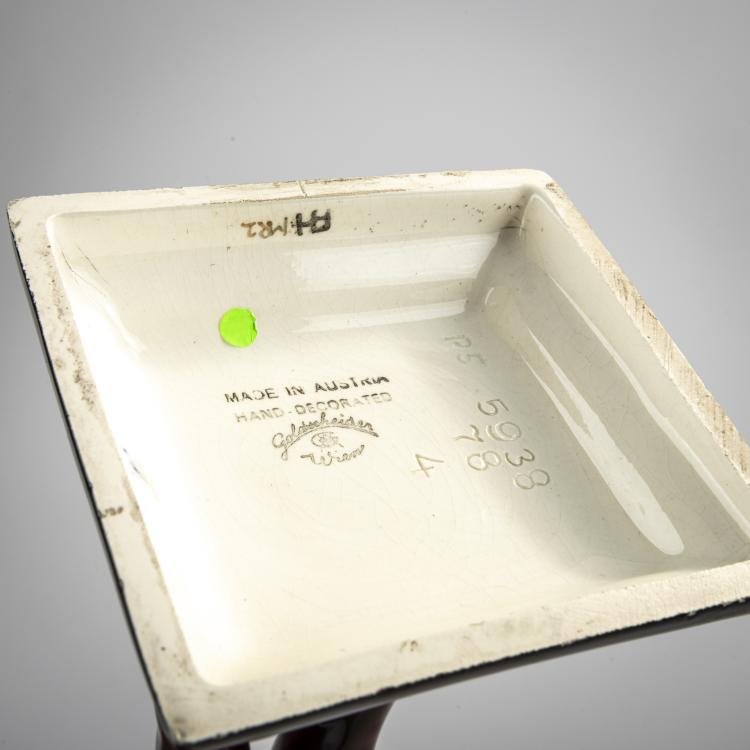 Bild 6 zu Objekt, 'Autogirl', 1929, Stephan Dakon, Goldscheider, Wien, 171C 589