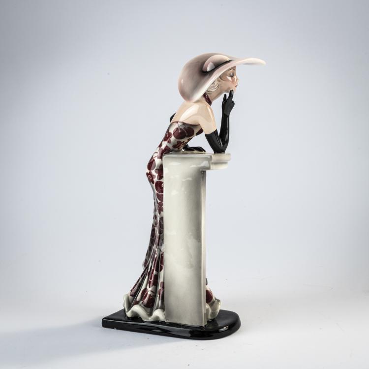 Bild 2 zu Objekt, 'Elegant lady with large hat and long gloves', 1936, Friedrich Goldscheider, Goldscheider, Wien, 171C 598