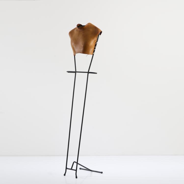 Hauptbild zu Objekt, 'Mr. Herz' clothes rack, 1986, Robert Wettstein, Anthologie Quartett, Bad Essen, 170B 320