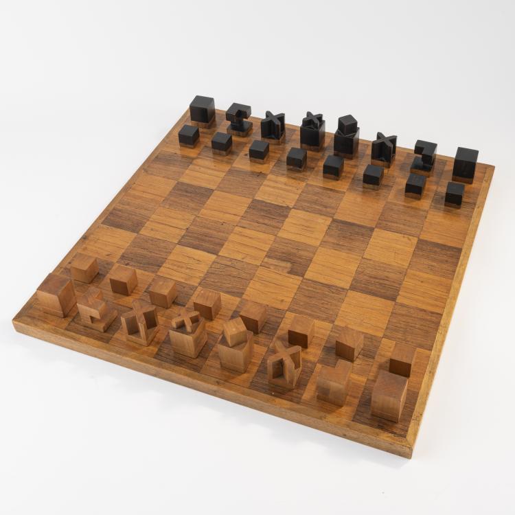 Hauptbild zu Objekt, Bauhaus chess set 'Model XIV', c. 1924, Josef Hartwig, Bauhaus Weimar, 172A 33