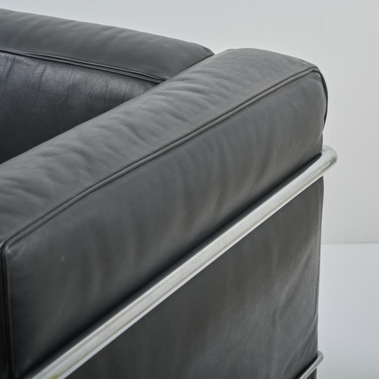 Bild 10 zu Objekt, 'LC 2' settee, 1928, Pierre Jeanneret,Charlotte Perriand,Le Corbusier Charles-&Eacute;douard Jeanneret-Gris, Cassina, Mailand, 170B 474