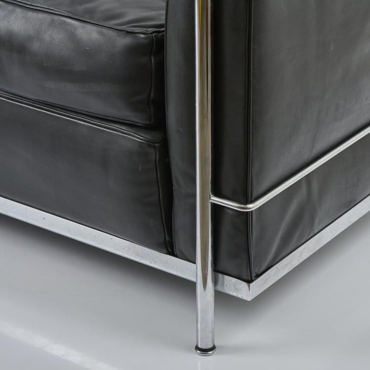 Bild 11 zu Objekt, 'LC 2' settee, 1928, Pierre Jeanneret,Charlotte Perriand,Le Corbusier Charles-&Eacute;douard Jeanneret-Gris, Cassina, Mailand, 170B 474
