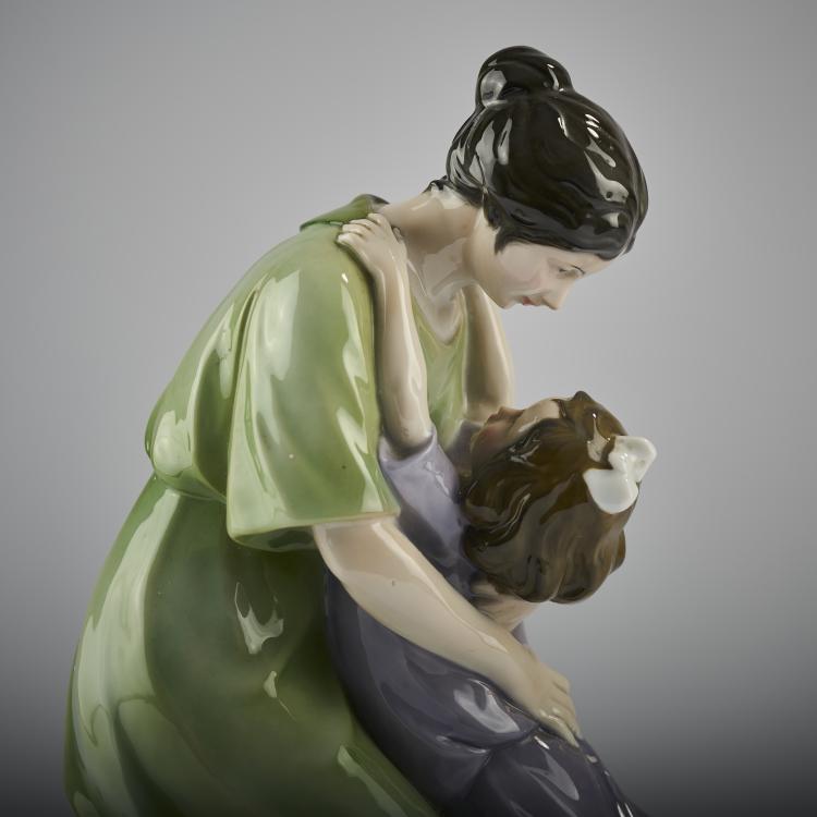 Bild 6 zu Objekt, Mother and Child, 1919-26, Fraureuth, Porzellanfabrik, 171C 501