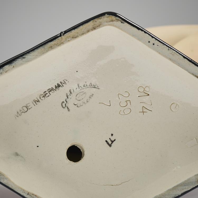 Bild 4 zu Objekt, 'Nocturno', 1937/38, Josef Melcher,Karl Nieschlag, Goldscheider, Wien, 171C 601